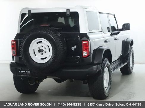 Used 2025 Ford Bronco Heritage Edition AWD/4WD image 9