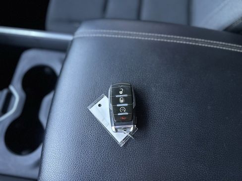 Used 2021 RAM 1500 Big Horn image 37