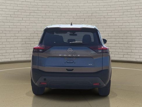 Used 2023 Nissan Rogue SV FWD image 6