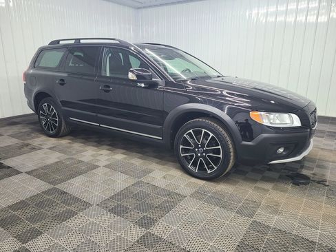 Used 2016 Volvo XC70 T5 Platinum image 1