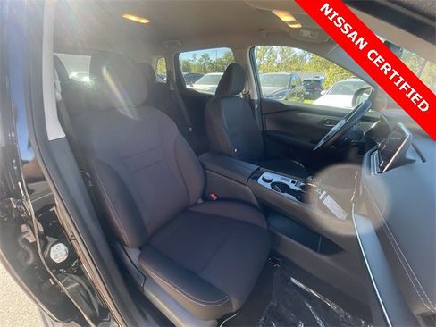 Certified 2025 Nissan Rogue S image 23