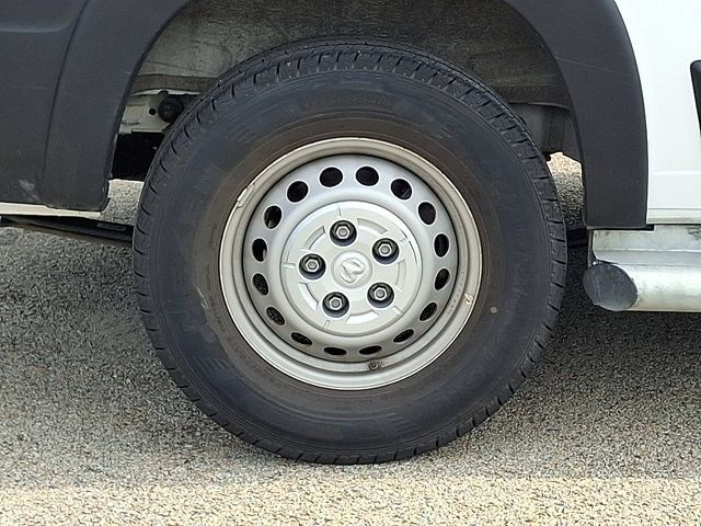 Used 2025 RAM ProMaster 2500 w/ U-Haul Equipment Group FWD image 9