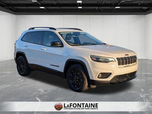 Certified 2023 Jeep Cherokee Altitude Lux image 7