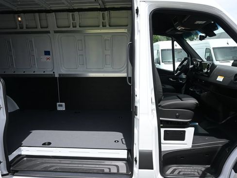 Used 2026 Mercedes-Benz Sprinter 3500 image 20
