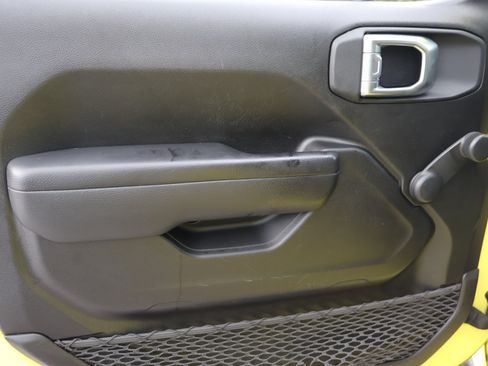 Used 2024 Jeep Wrangler Sport AWD/4WD image 13