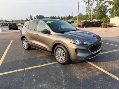 Used 2021 Ford Escape SE w/ Convenience Package