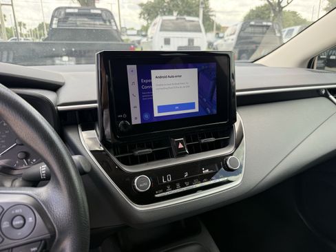 Used 2025 Toyota Corolla LE FWD image 20