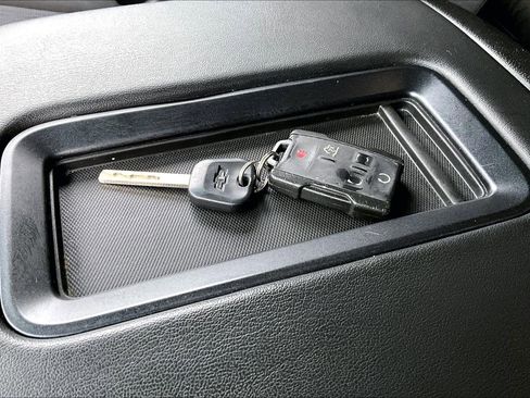 Used 2018 Chevrolet Tahoe LS image 10