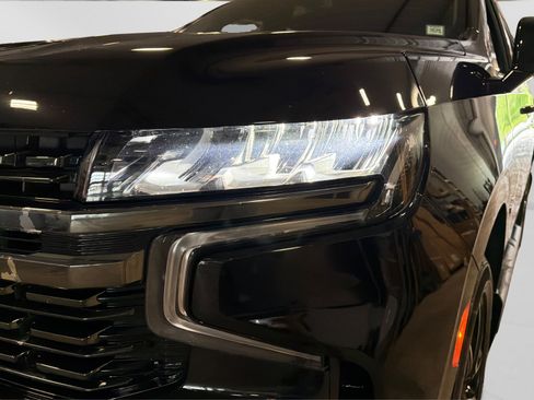 Used 2022 Chevrolet Tahoe RST w/ Luxury Package AWD/4WD image 13