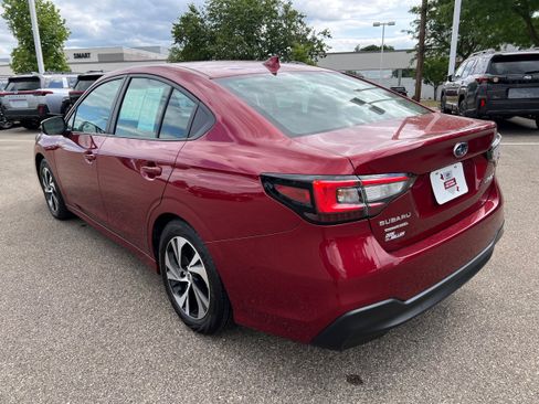 Certified 2025 Subaru Legacy Premium AWD/4WD image 5