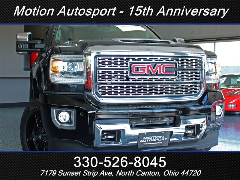 Used 2019 GMC Sierra 2500 Denali w/ Duramax Plus Package AWD/4WD image 43