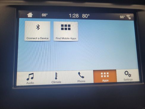Used 2018 Ford Fusion SE w/ Fusion SE Technology Package FWD image 25