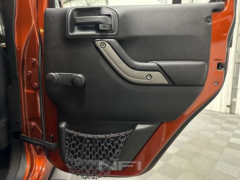Used 2014 Jeep Wrangler Unlimited Sport w/ Connectivity Group AWD/4WD image 36