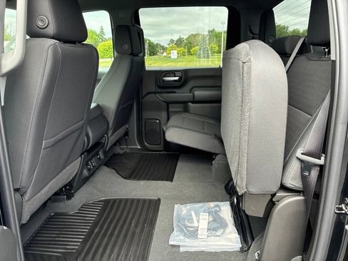 New 2026 Chevrolet Silverado 2500 Custom w/ Custom Value Package AWD/4WD image 25