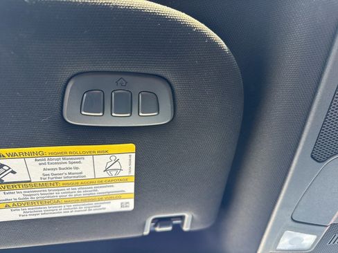 Used 2022 Ford F250 Lariat w/ Tremor Off-Road Package image 35