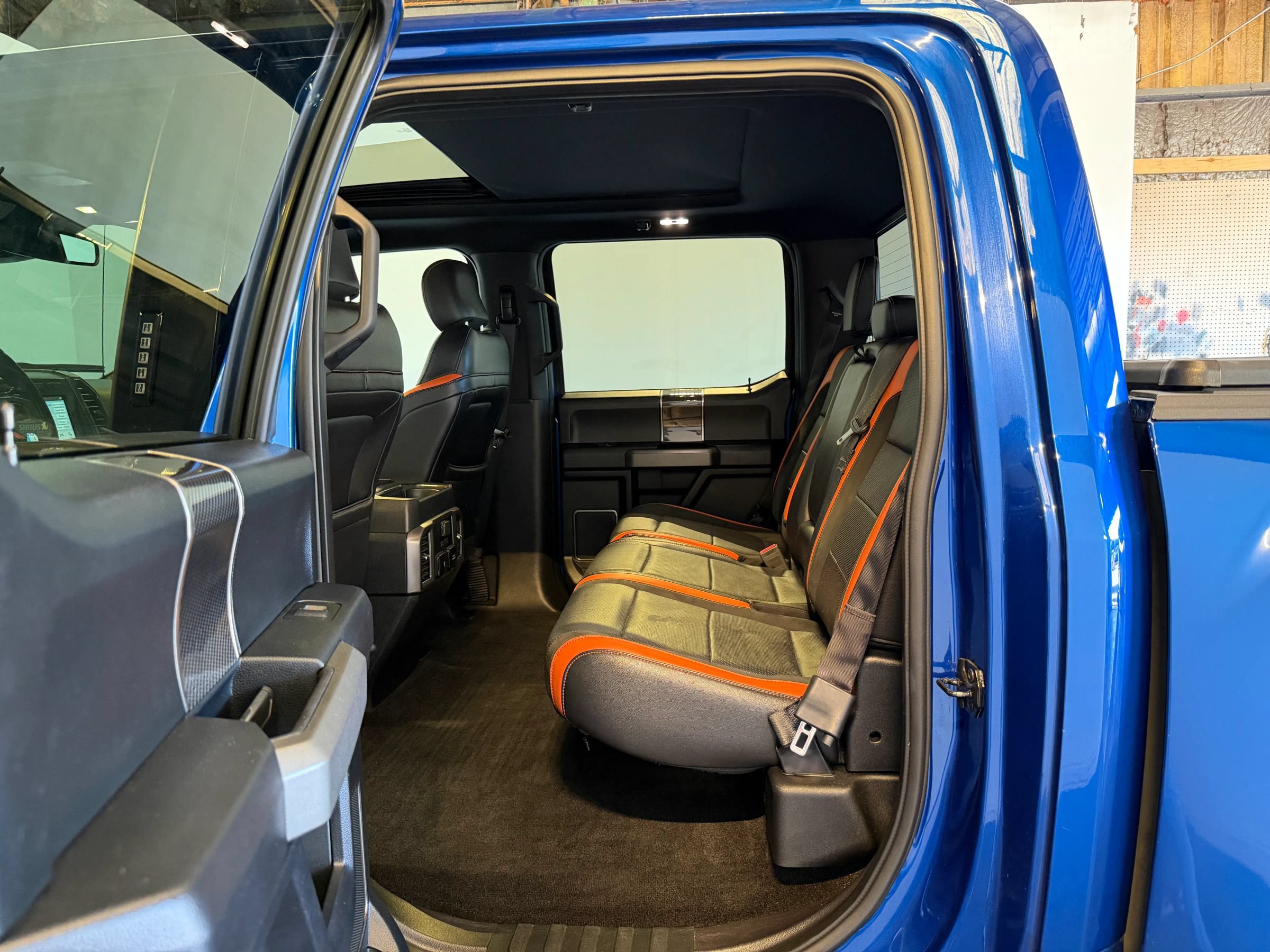 Used 2018 Ford F150 Raptor w/ Equipment Group 802A Luxury AWD/4WD image 39