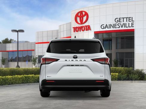 New 2026 Toyota Sienna XLE FWD image 41