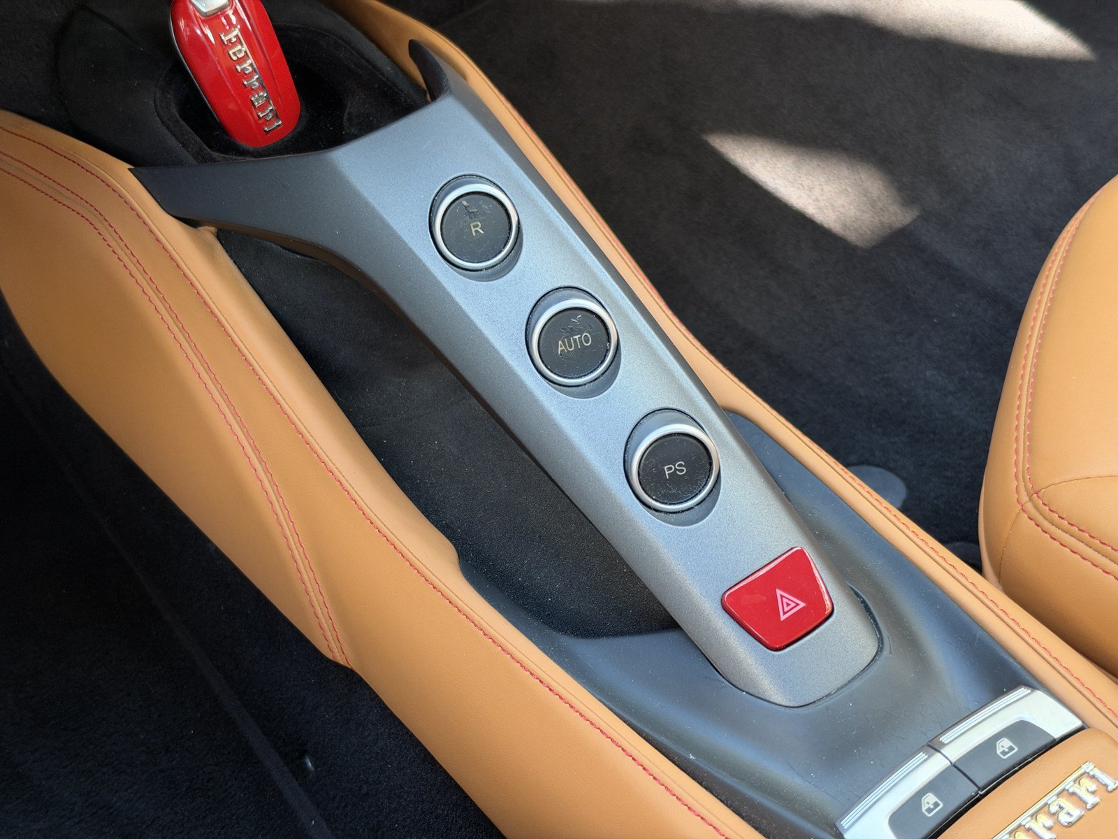 Used 2017 Ferrari 488 GTB RWD image 47
