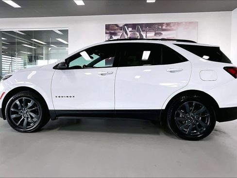 Used 2023 Chevrolet Equinox RS w/ RS Leather Package AWD/4WD image 3