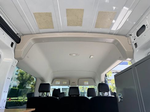 Used 2021 Ford Transit 250 AWD Medium Roof image 17