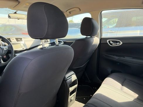 Used 2018 Nissan Sentra SV FWD image 7