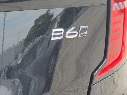 Used 2025 Volvo XC90 B6 Plus AWD/4WD image 24