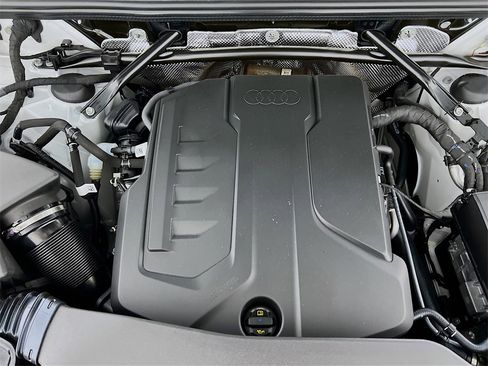 New 2025 Audi Q5 2.0T Premium Plus image 28