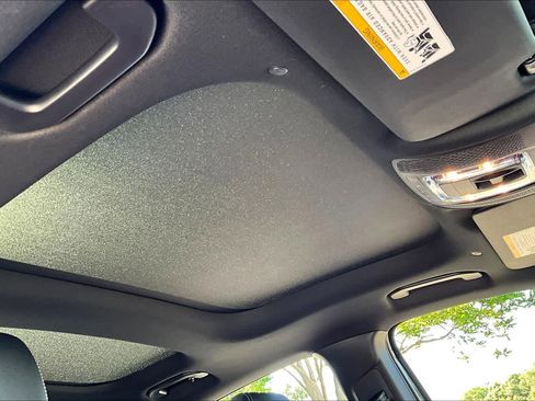 Used 2022 Mercedes-Benz GLA 250 4MATIC image 13