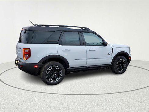 New 2025 Ford Bronco Sport Outer Banks image 9