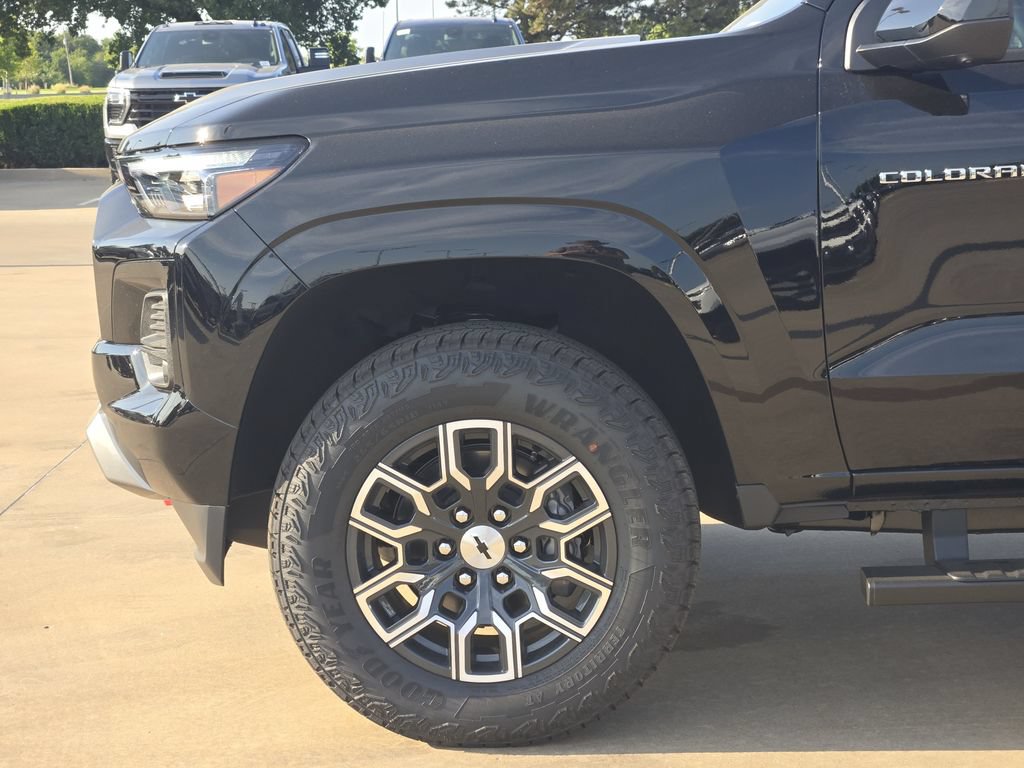 New 2026 Chevrolet Colorado Z71 w/ Technology Package AWD/4WD image 5