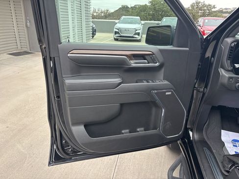 Used 2023 Chevrolet Silverado 1500 RST w/ Convenience Package II image 10