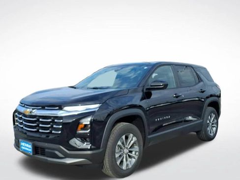 New 2026 Chevrolet Equinox LT w/ Convenience Package II FWD image 8