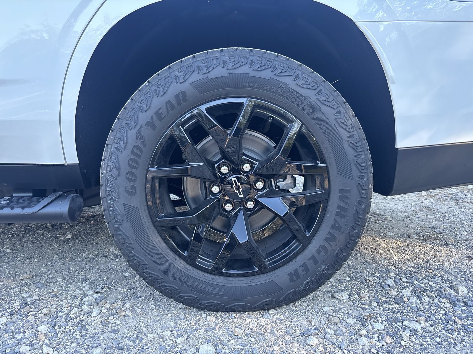 New 2027 Chevrolet Tahoe Z71 w/ Comfort Package AWD/4WD image 10