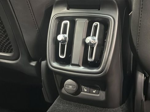 Used 2024 Polestar Polestar 2 AWD/4WD image 17
