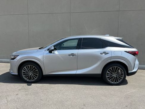 Used 2025 Lexus RX 450h AWD w/ Convenience Package image 4
