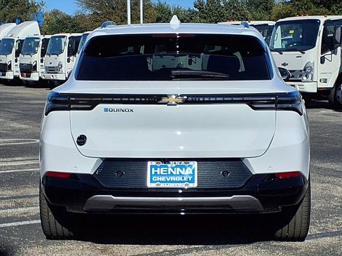 New 2026 Chevrolet Equinox EV LT w/ Convenience Package II image 5