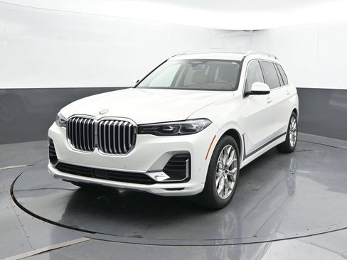 Used 2022 BMW X7 xDrive40i w/ Executive Package AWD/4WD image 5
