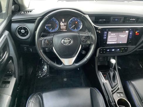 Used 2018 Toyota Corolla XSE w/ Carpet Mat Package (TMS) FWD image 10