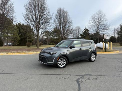 Used 2023 Kia Soul LX w/ Option Group 015 image 1