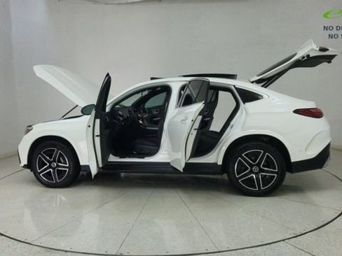 Used 2025 Mercedes-Benz GLC 300 4MATIC image 76