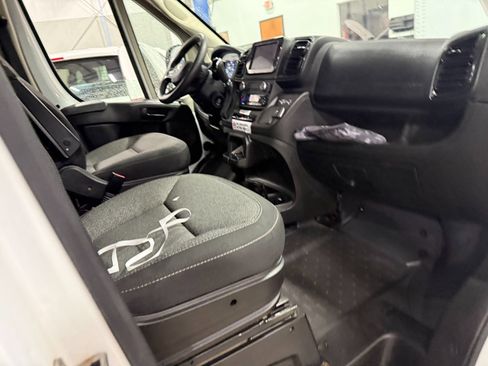 Used 2022 RAM ProMaster 2500 FWD image 6