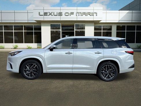 New 2026 Lexus TX 350 AWD image 2