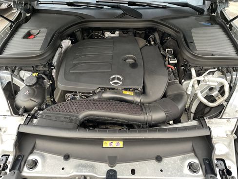 Certified 2022 Mercedes-Benz GLC 300 4MATIC w/ Premium Package Lite image 52