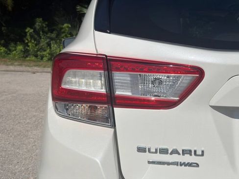 Used 2017 Subaru Impreza 2.0i Limited w/ Moonroof/BSD & Rcta/Eyesight AWD/4WD image 10