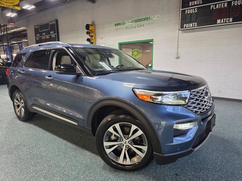 Used 2020 Ford Explorer Platinum w/ Premium Technology Package AWD/4WD image 13