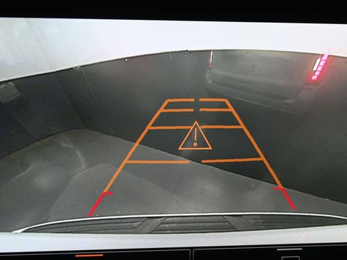 Used 2023 GMC Yukon SLT image 19