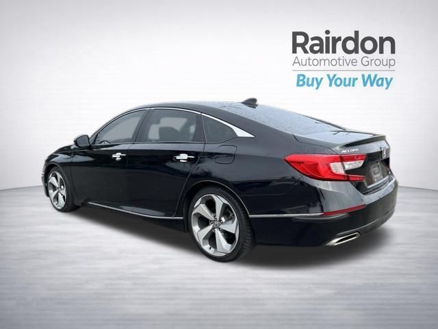 Used 2018 Honda Accord Touring image 5