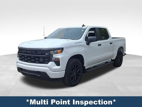 Used 2025 Chevrolet Silverado 1500 Custom image 4