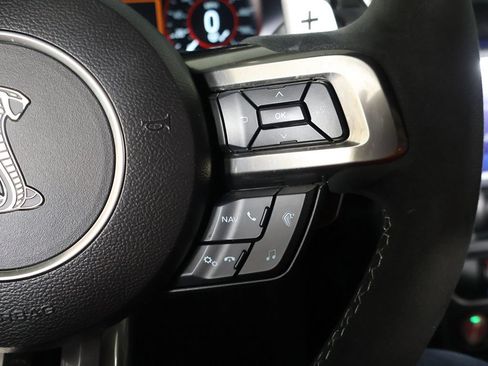 Used 2021 Ford Mustang Shelby GT500 w/ Technology Package RWD image 34
