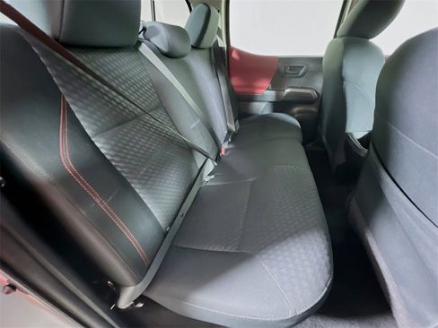 Certified 2022 Toyota Tacoma SR5 image 24